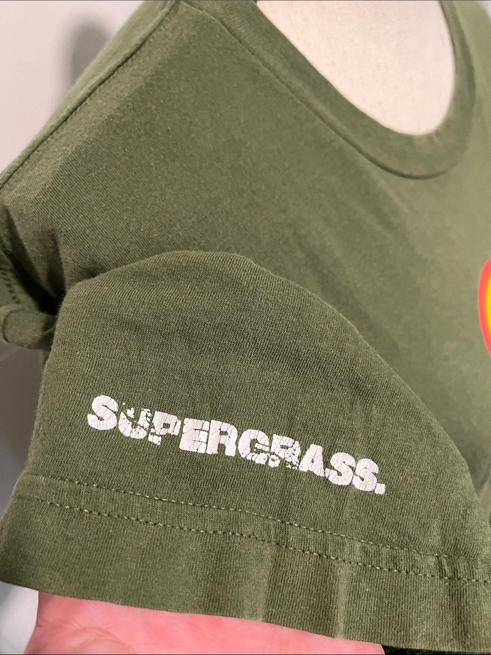 Y2K Supergrass Band Green Rainbow Graphic Pullover T-Shirt Music Concert
